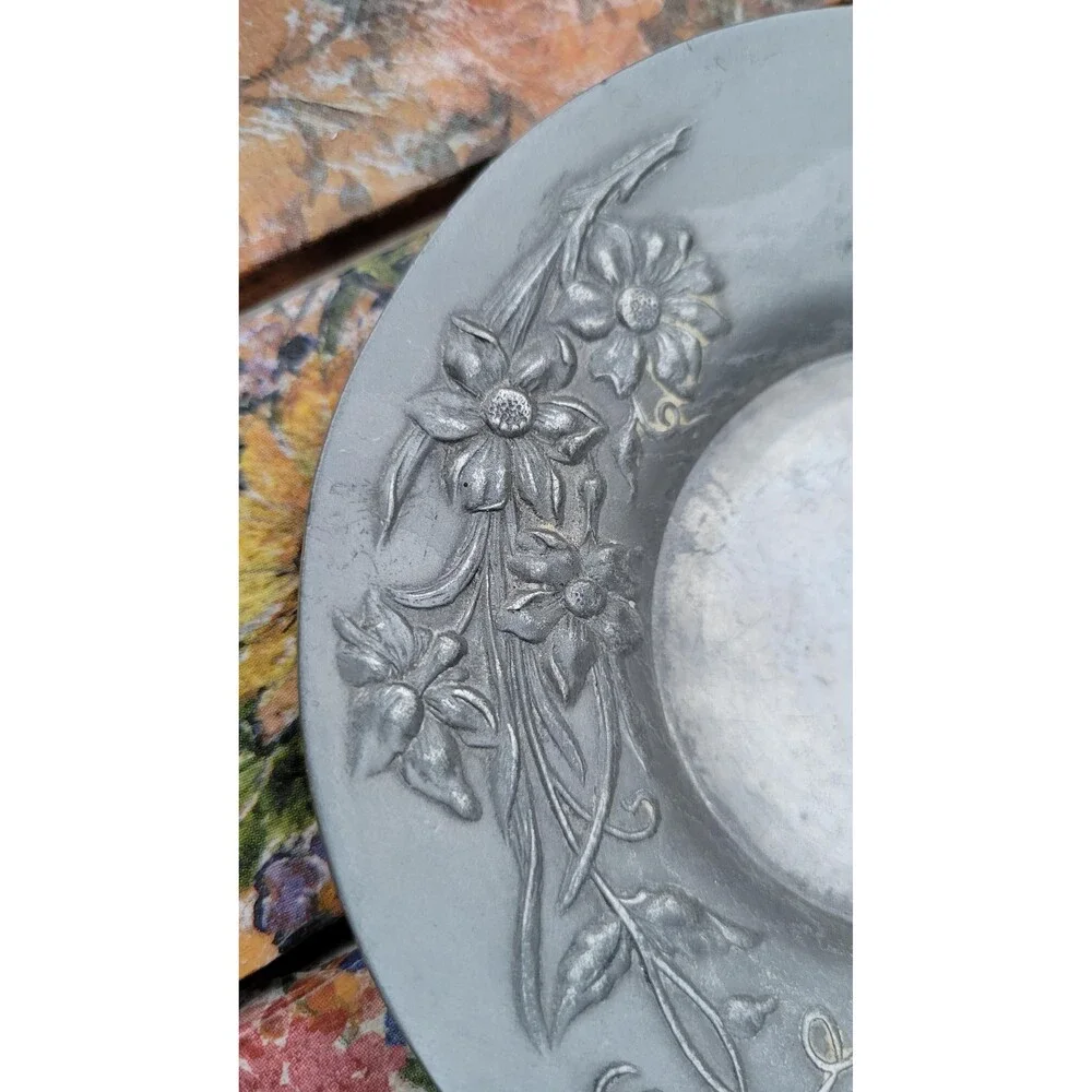 Victorian Pewter Picture Frame – Floral Rose Design, 3x2 Photo - Plus Plate